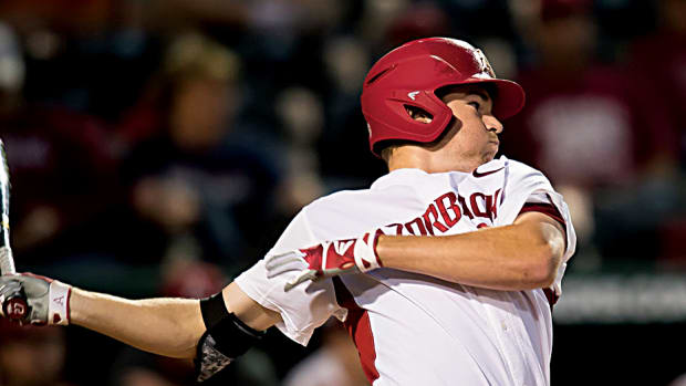 Former Arkansas Razorback Evan Lee made his major league debut Wednesday against the New York Mets after being called up from the Harrisburg Senators, where he posted a 3.60 ERA. Lee was a two-way player for the 2018 College World Series runner-up Arkansas squad.
